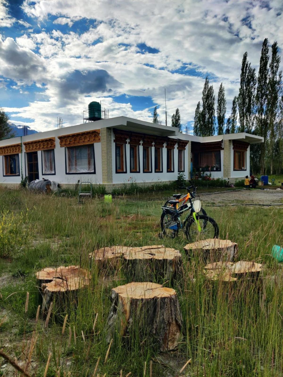 Nubra Holiday Deskit Extérieur photo