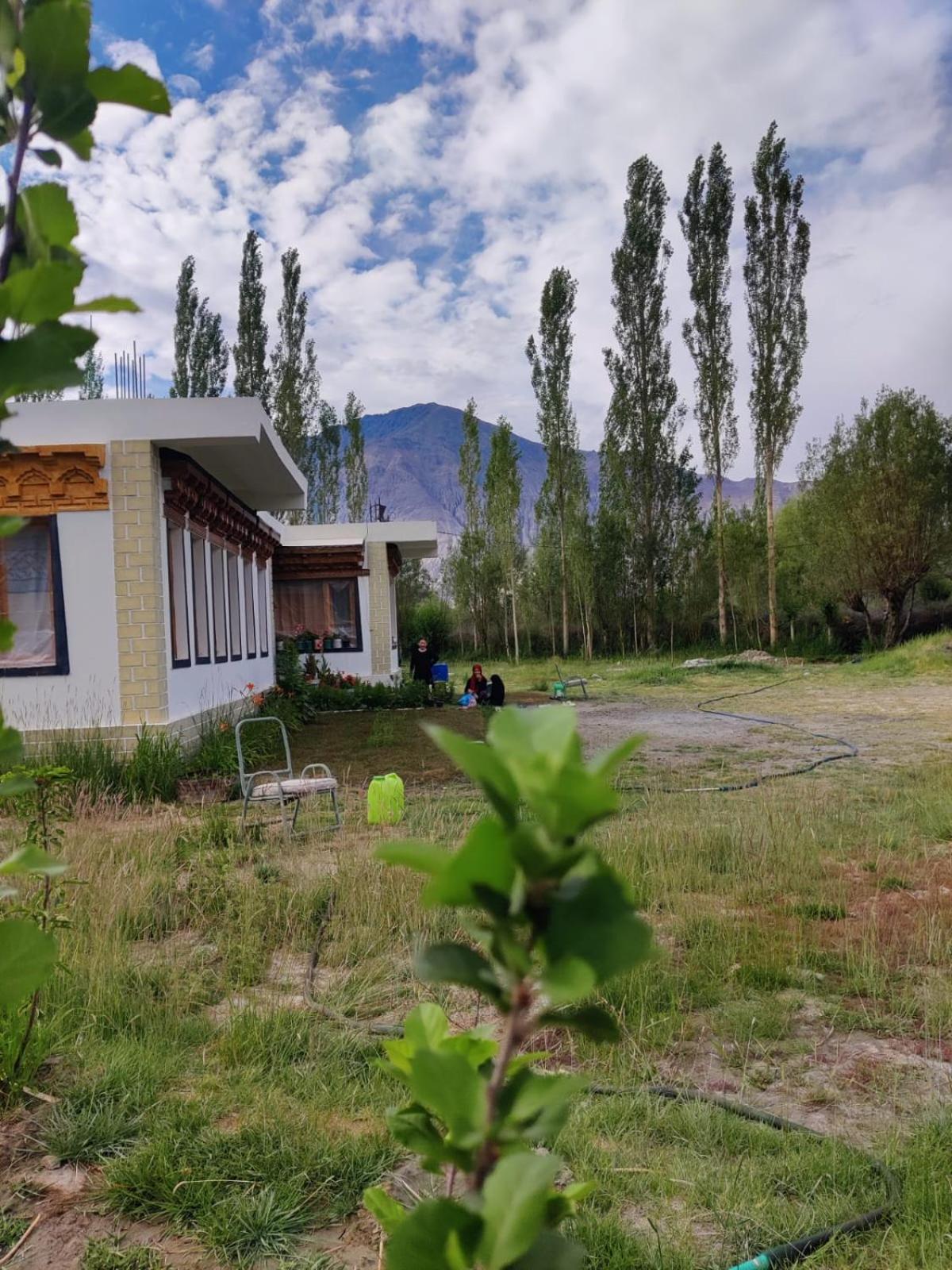 Nubra Holiday Deskit Extérieur photo